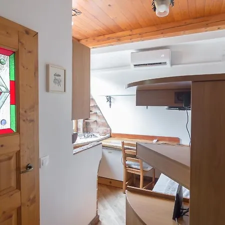 Cozy, Bright And Affordable Single Studio - Free Parking Laibach Exterior foto